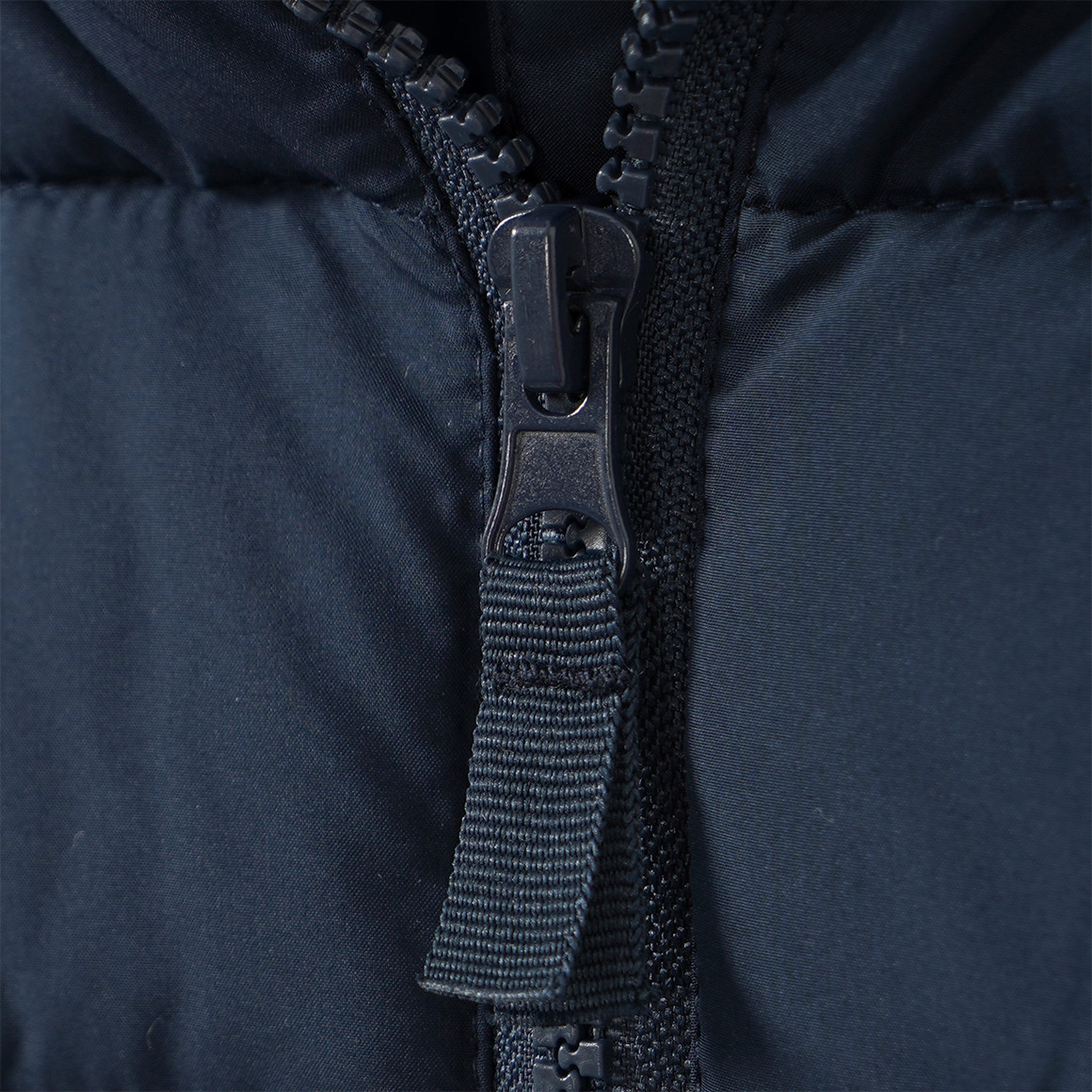 Jungen Steppjacke mit abnehmbarer Kapuze