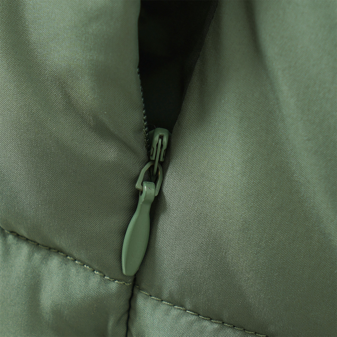 Kinder Steppjacke mit abnehmbarer Kapuze