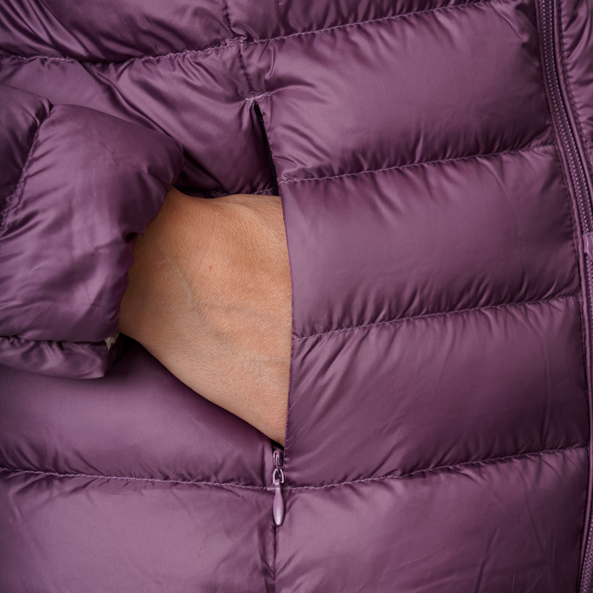 Damen Soft-Daunenjacke mit Kapuze