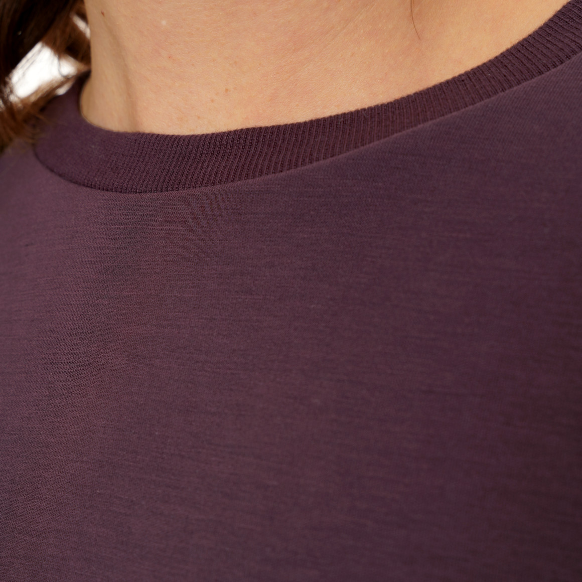 Damen Sport-Sweatshirt mit offenem Rücken