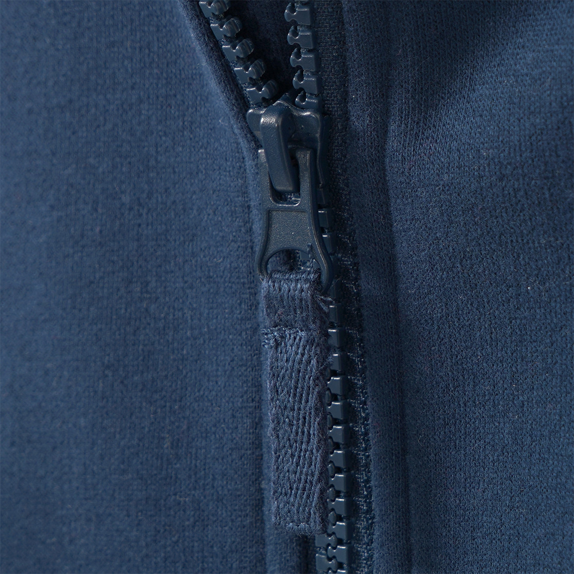 Jungen Sweatjacke im Basic-Look