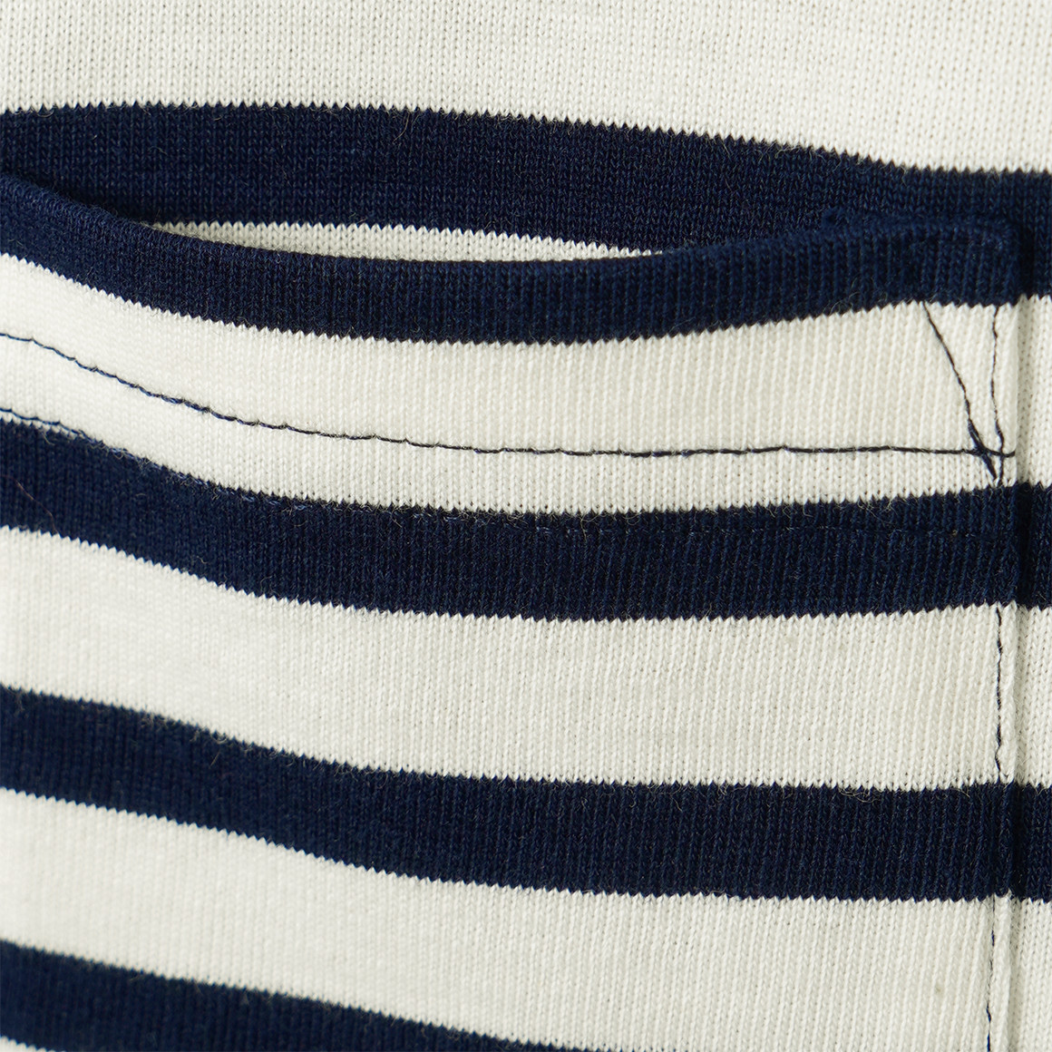 Jungen Langarmshirt mit Brusttasche