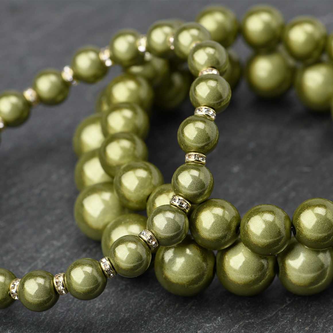 3 Damen Armbänder in Perlen-Form