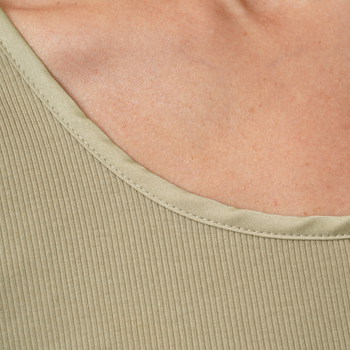 Damen Top aus Feinripp