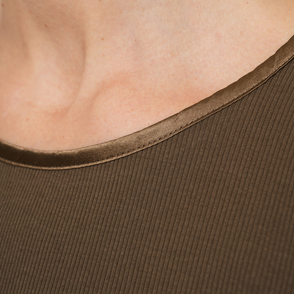Damen T-Shirt aus Feinripp