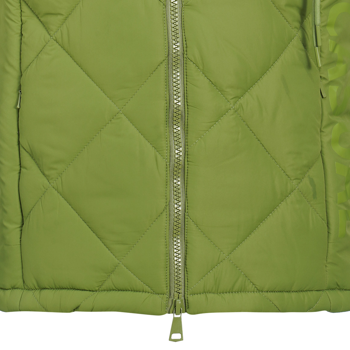 Damesgewatteerd vest met opschrift