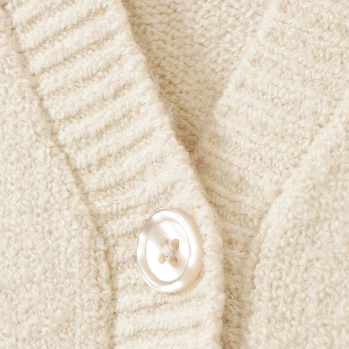 Mädchen Strickjacke mit Stickerei
