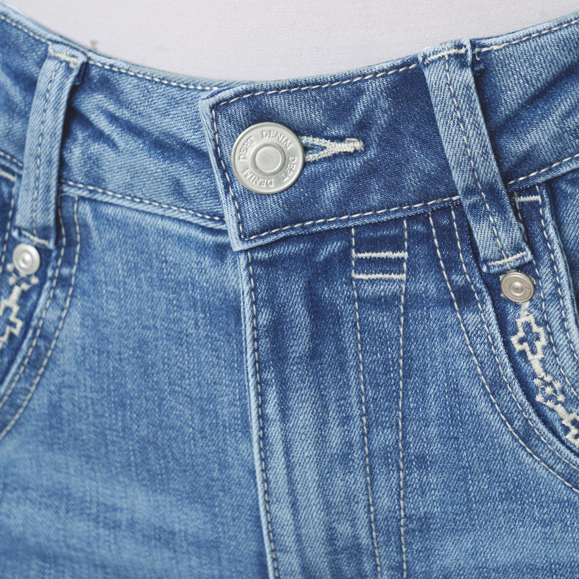 Damen Slim-Jeans mit Used-Waschung