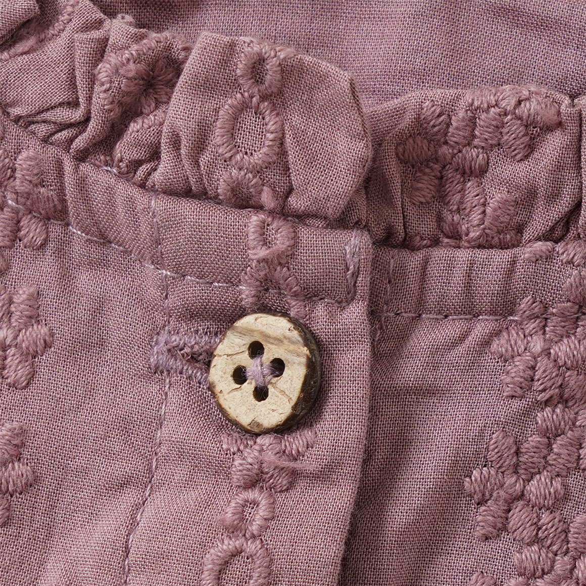 Baby Kleid mit Stickerei