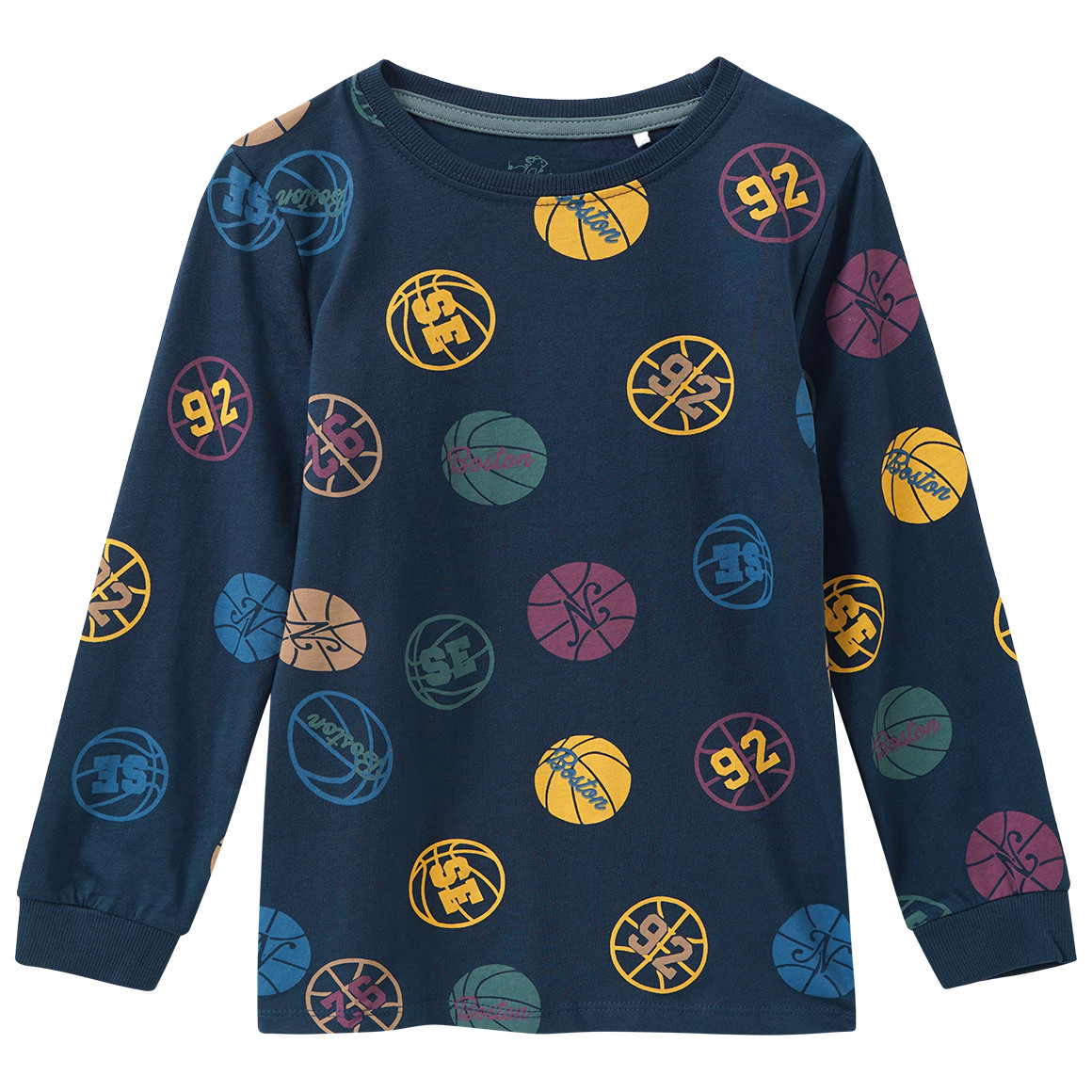 Pyjama voor jongens met balmotieven