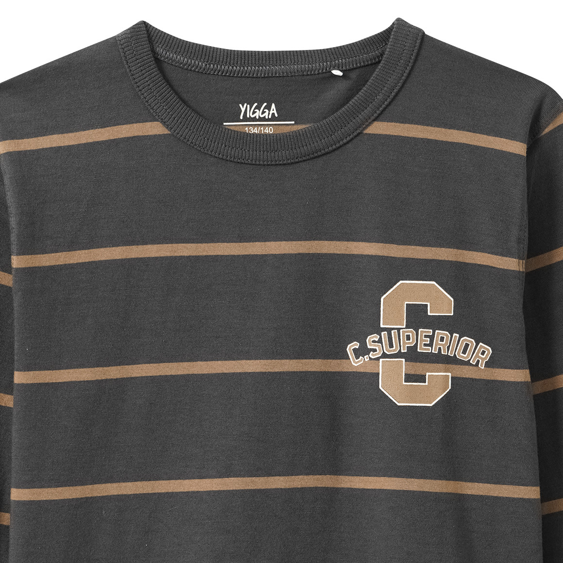T-shirt voor jongens met strepen