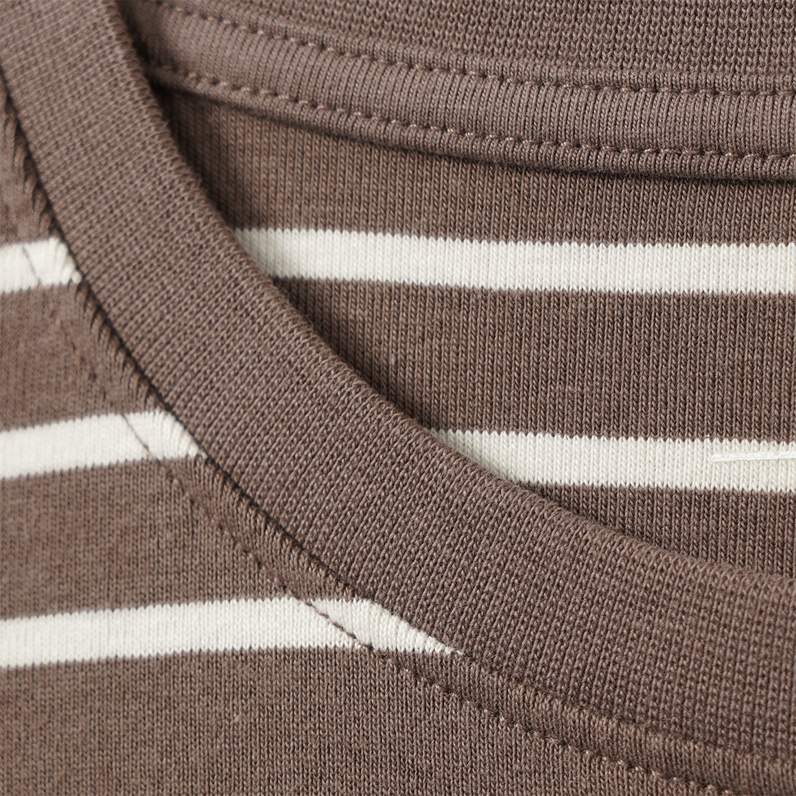 Jungen Langarmshirt im Streifen-Look