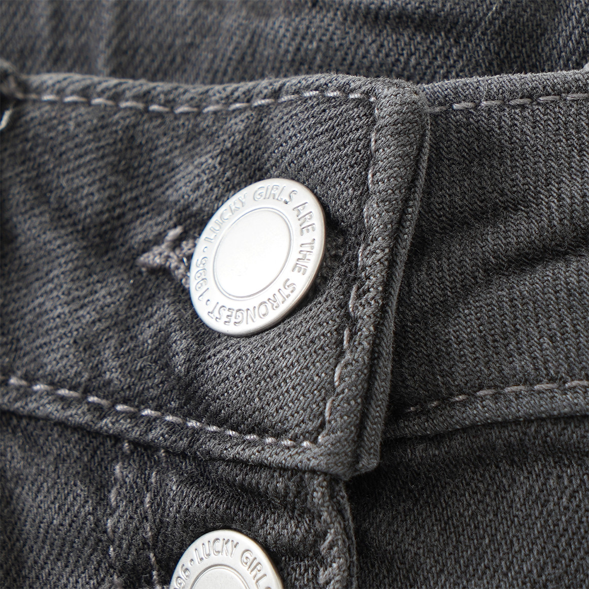 Mädchen Jeans mit weitem Bein