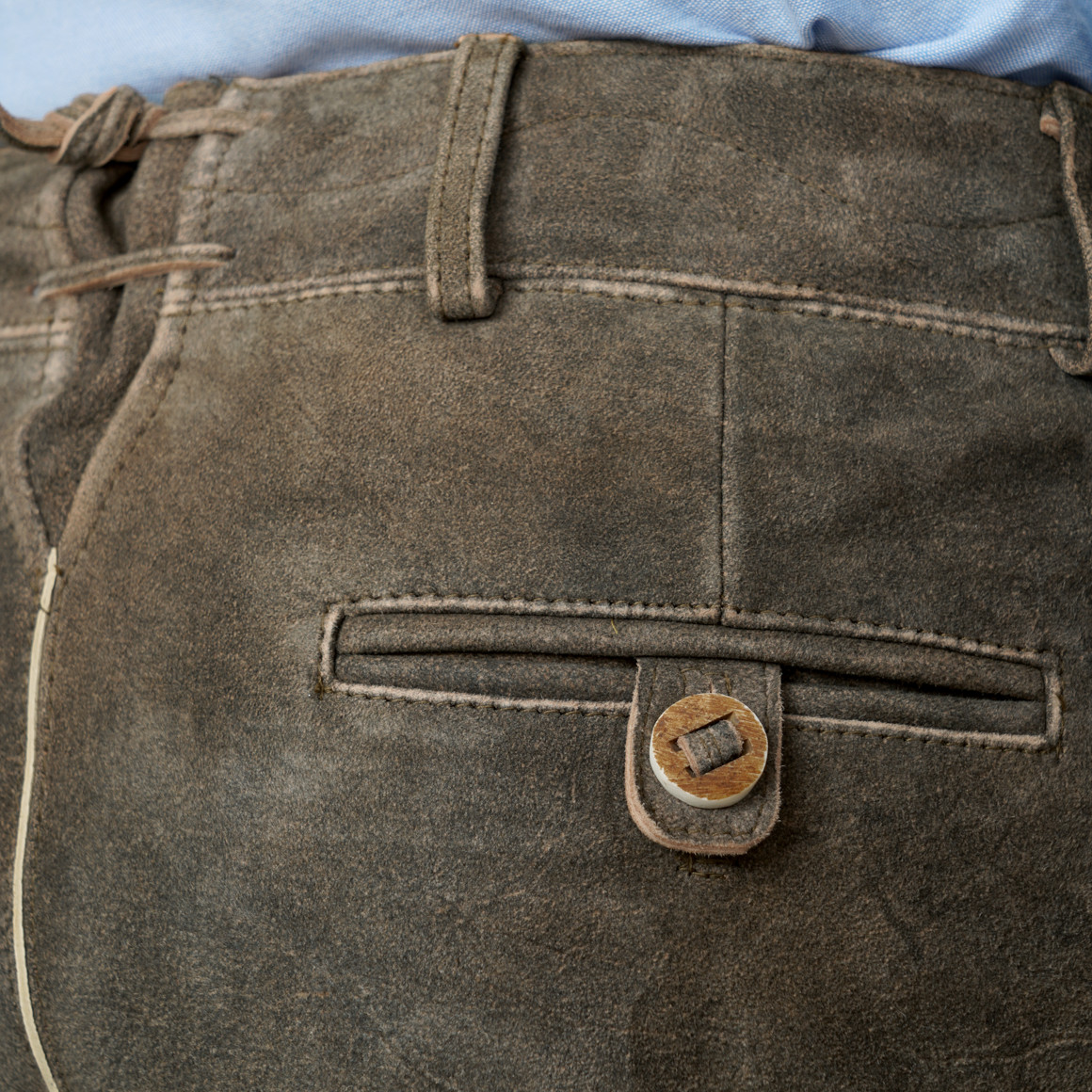 Herren Lederhose mit Stickereien
