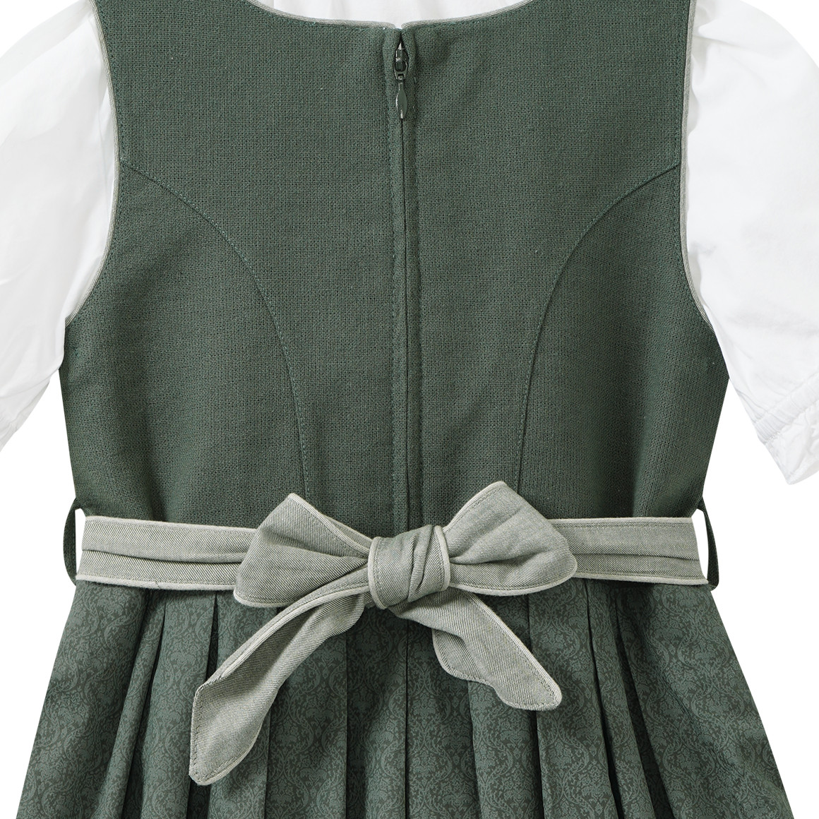 Mädchen Dirndl mit Bluse