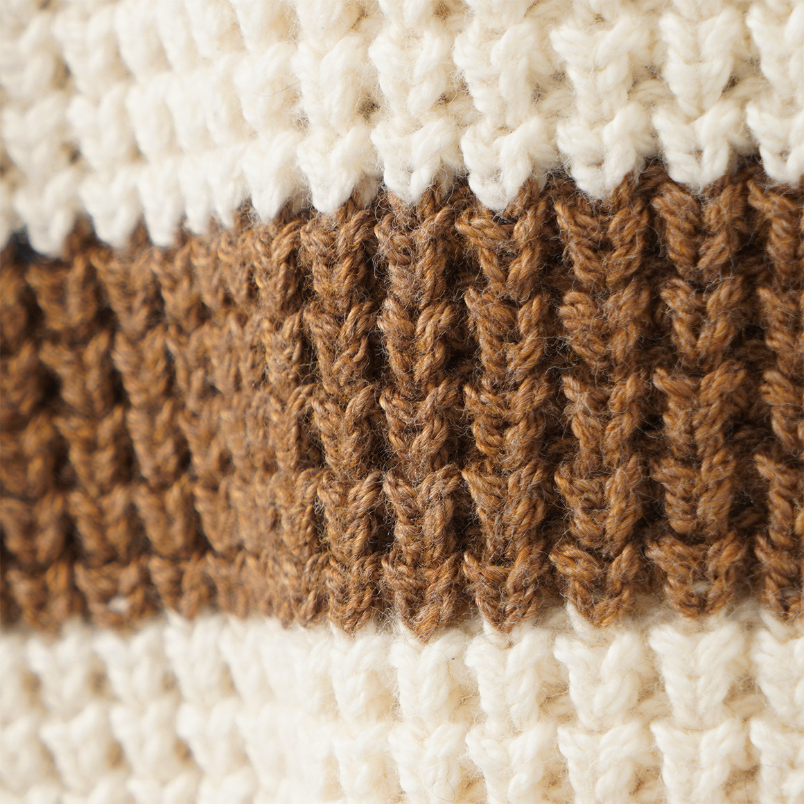 Baby Strickpullover mit Streifen