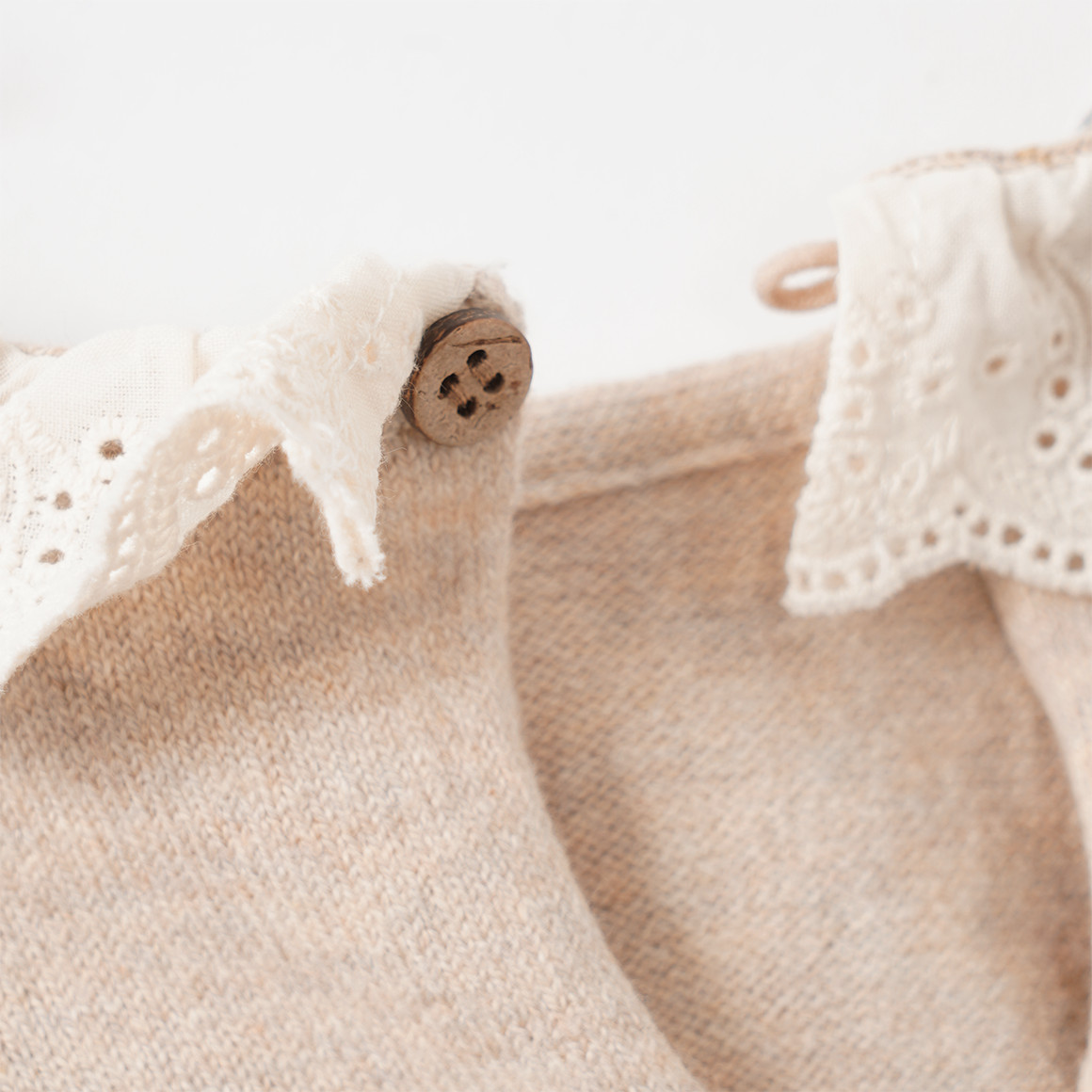 Baby Strickpullover mit Kragen