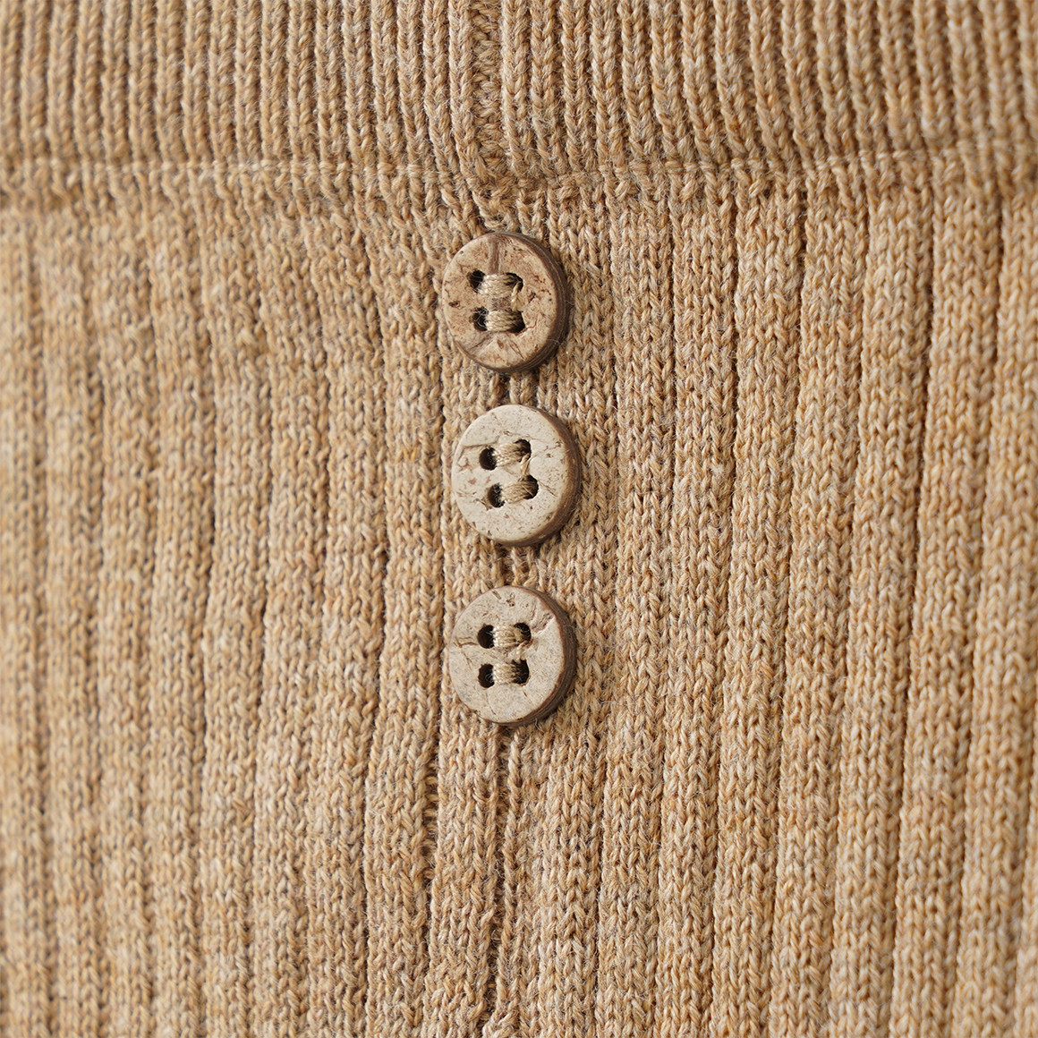 Gebreide babylegging met ribbelstructuur