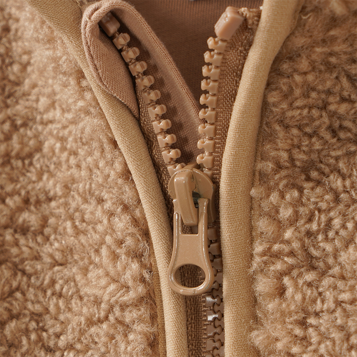 Newborn Overall mit Teddyplüsch