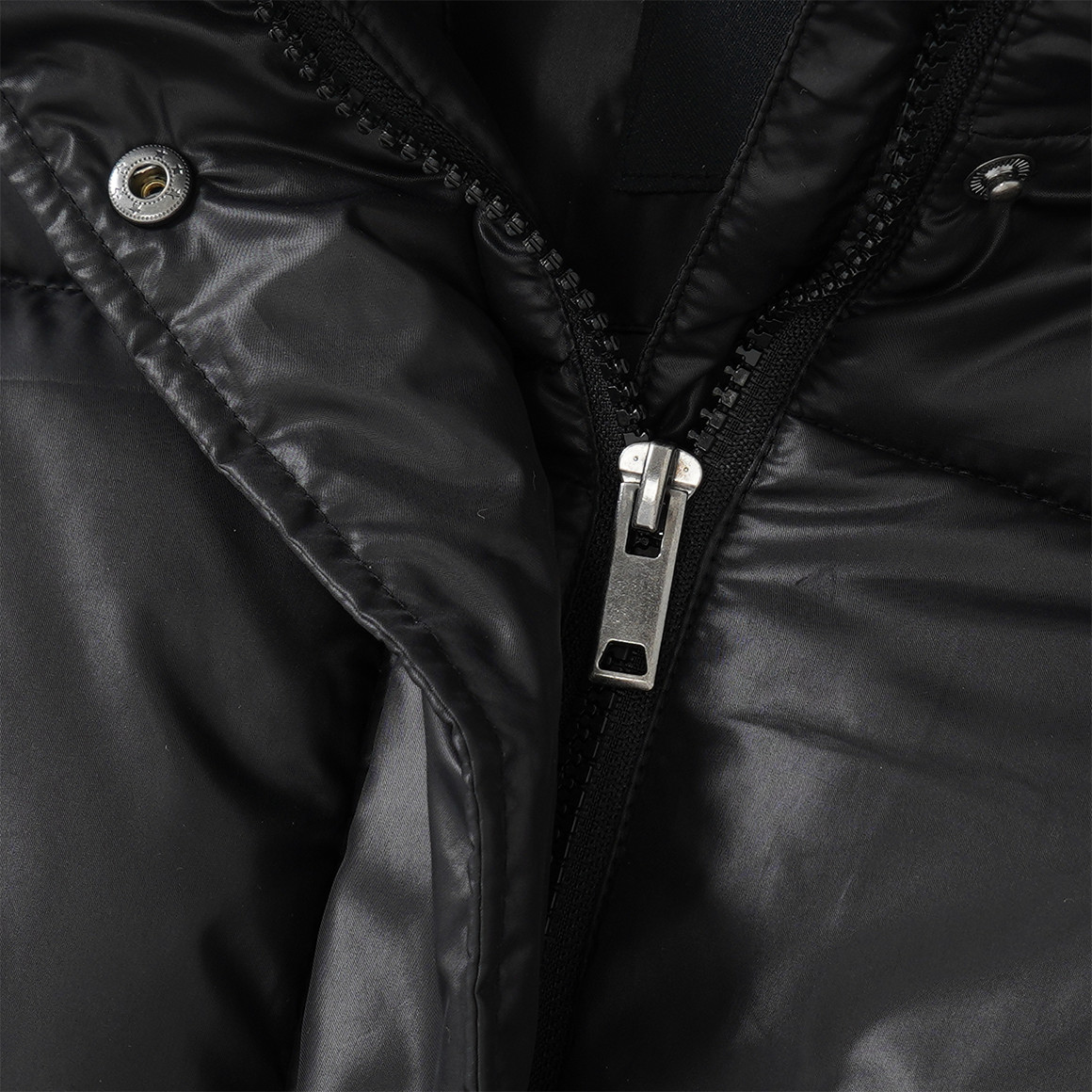 Mädchen Steppjacke glänzend