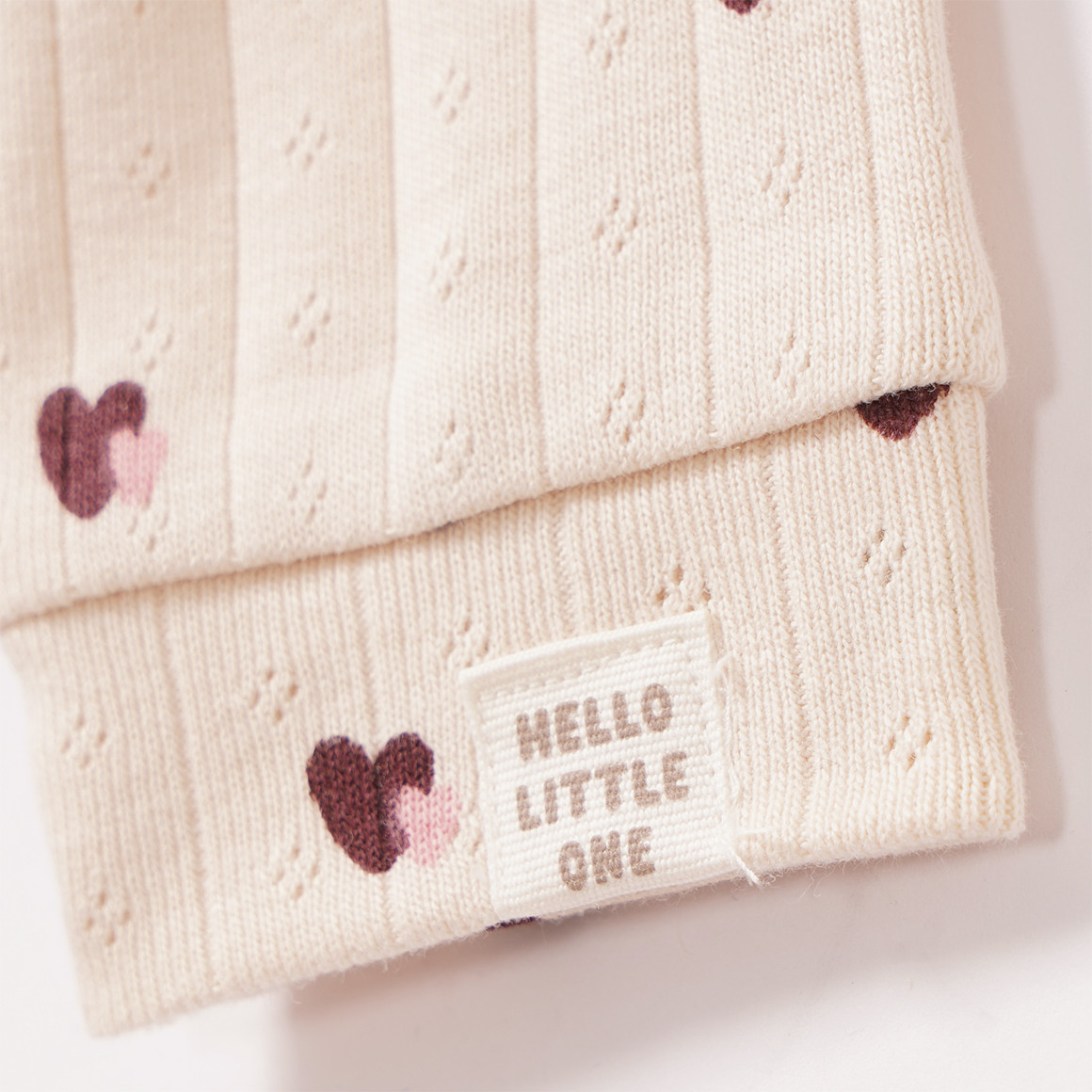 Newborn Schlafanzug mit Ajour-Muster