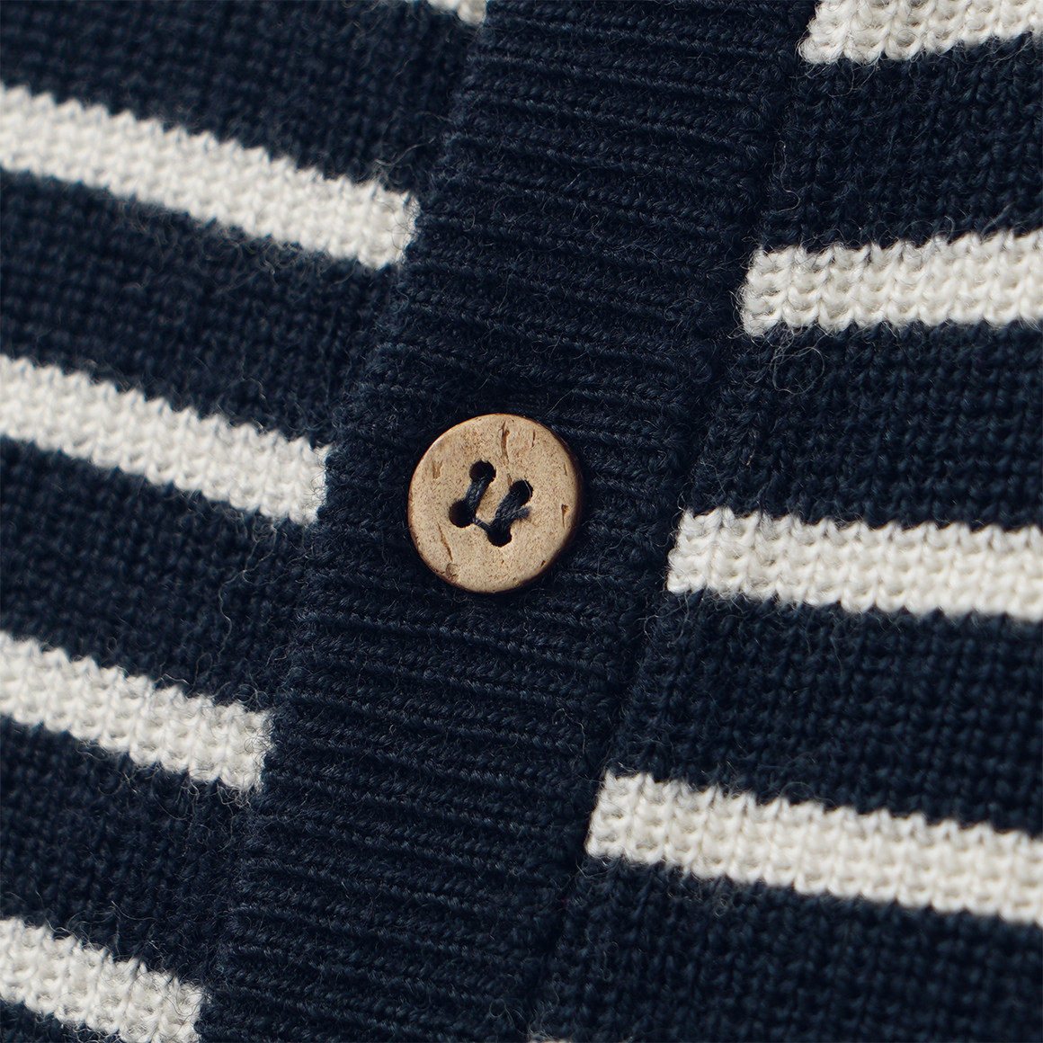 Baby Merino-Strickjacke mit Streifen