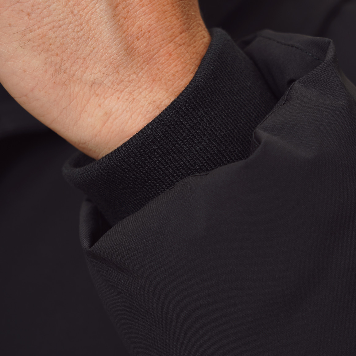 Herren Pufferjacke mit Kapuze