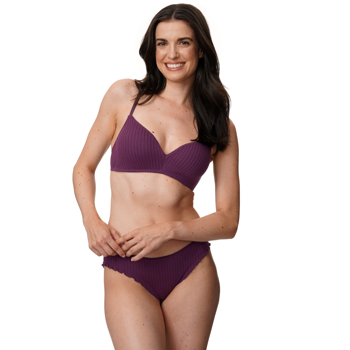 2 Damen Slips mit feiner Struktur