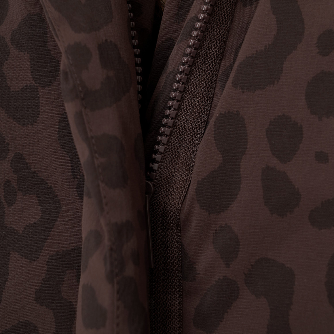 Damesvest met capuchon