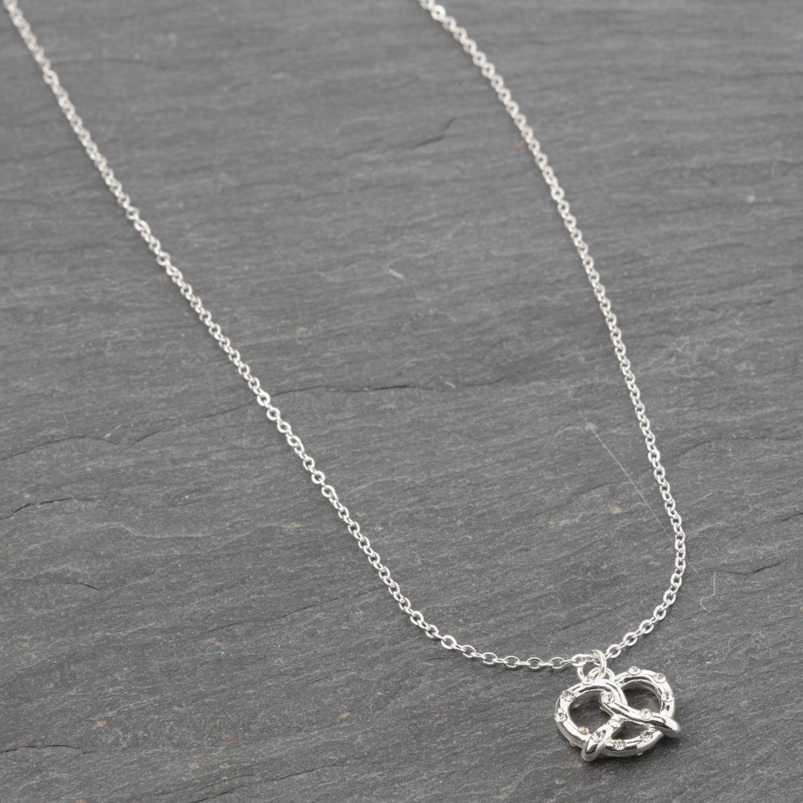 Damen Kette in Brezel-Form