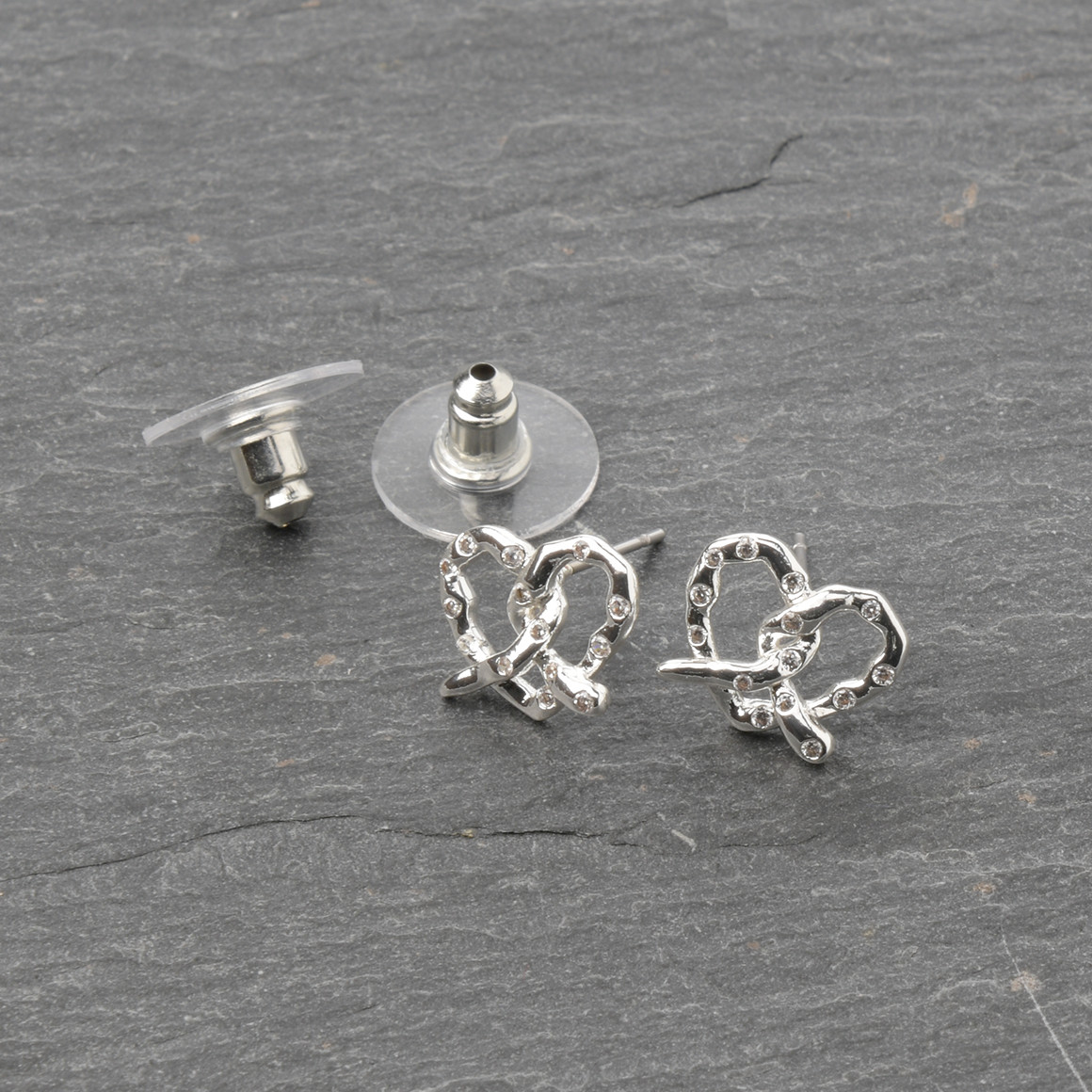Damen Ohrstecker in Brezel-Form
