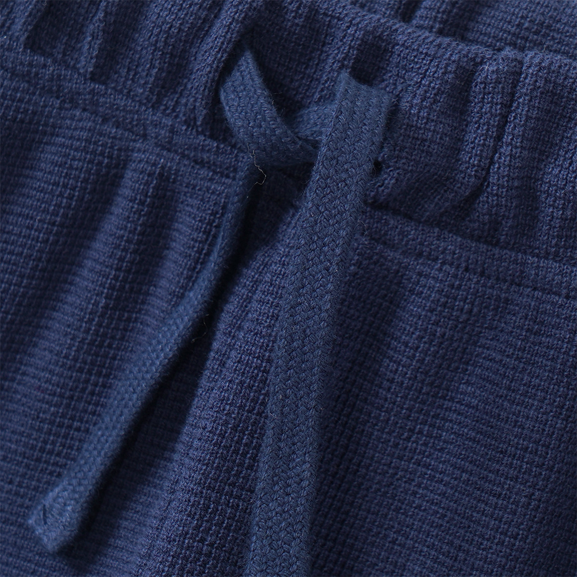 Baby Jogginghose mit strukturiertem Material