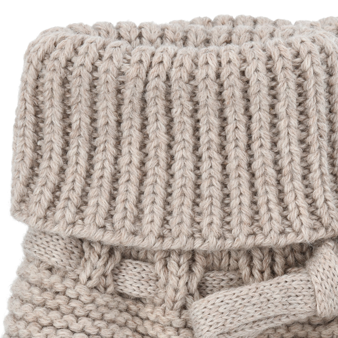 1 Paar Newborn Strickschühchen mit Schnürung