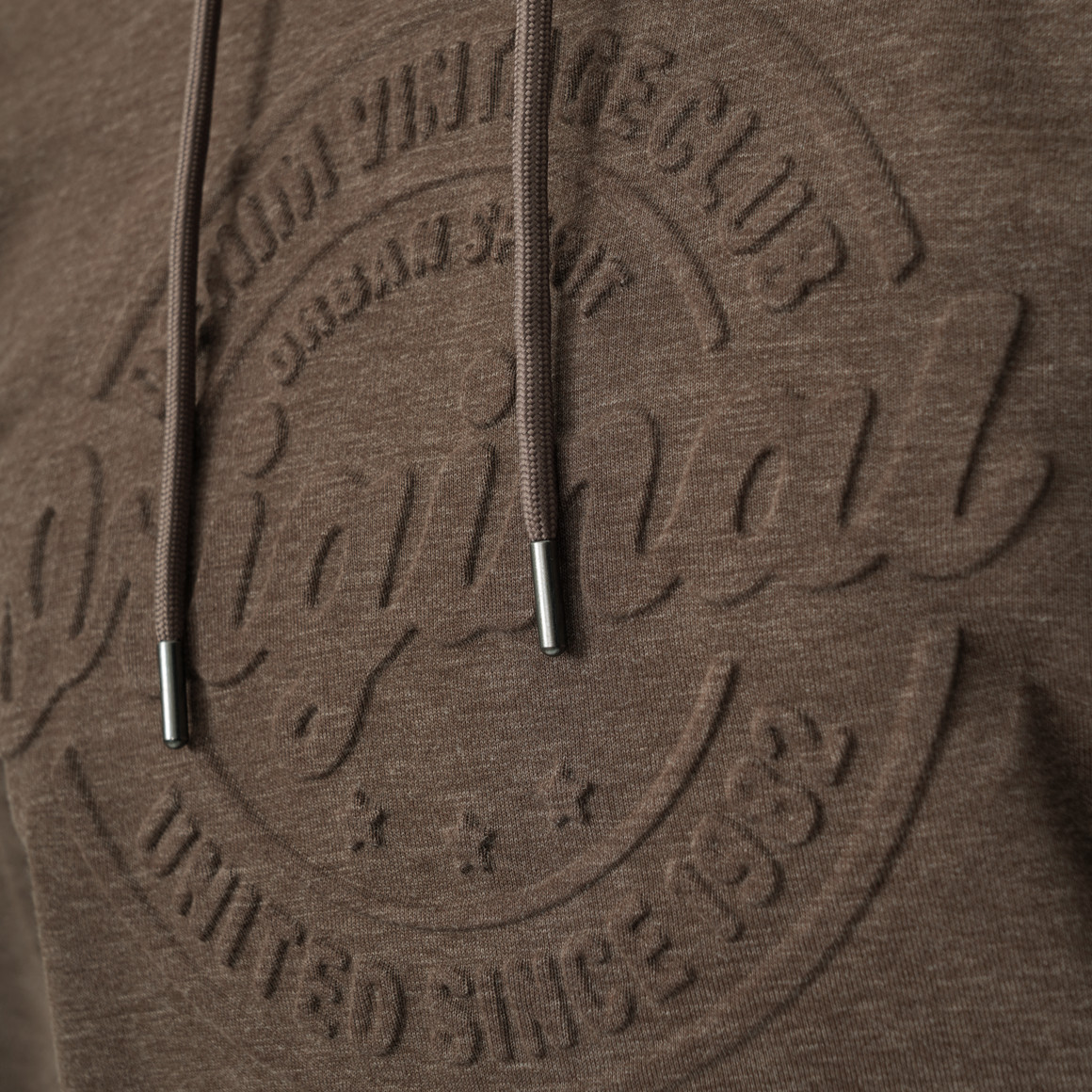 Herren Hoodie mit geprägtem Schriftzug