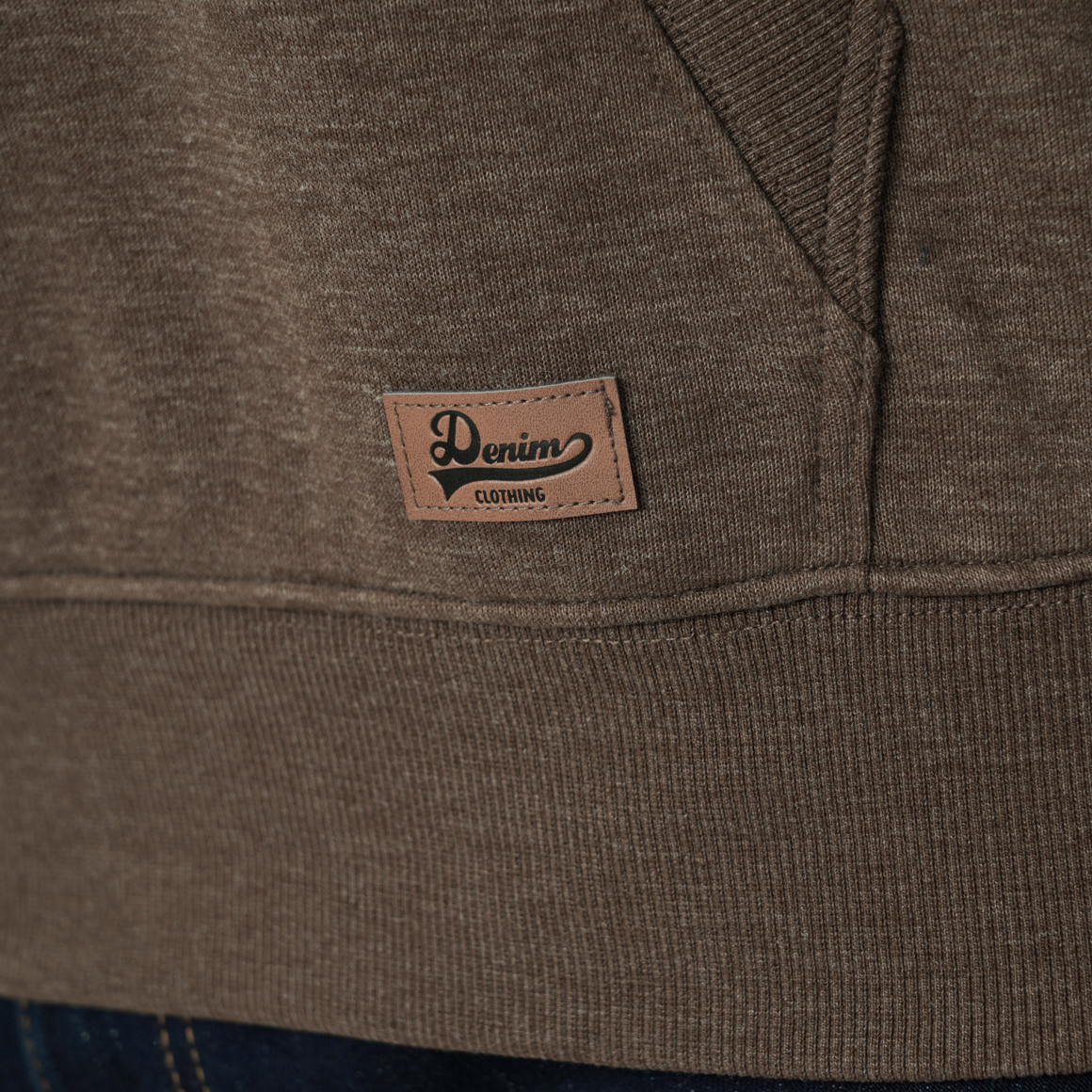 Herren Hoodie mit geprägtem Schriftzug