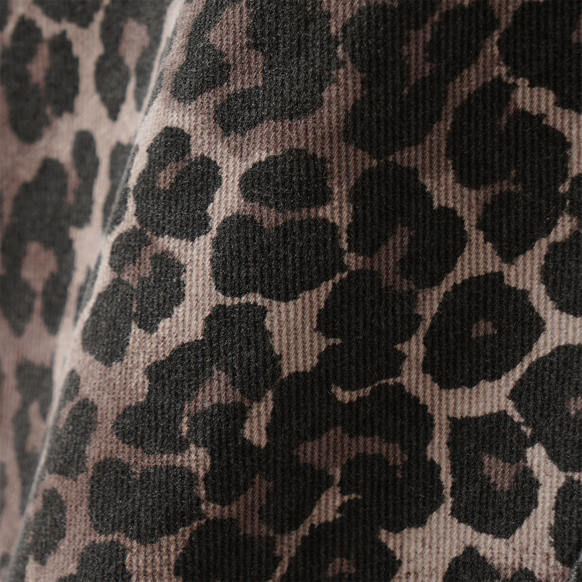 Meisjesovershirt met luipaardprint