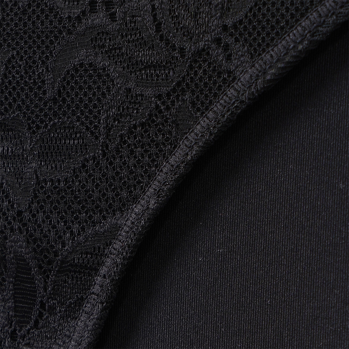 3 Damen Slips mit Spitzeneinsatz