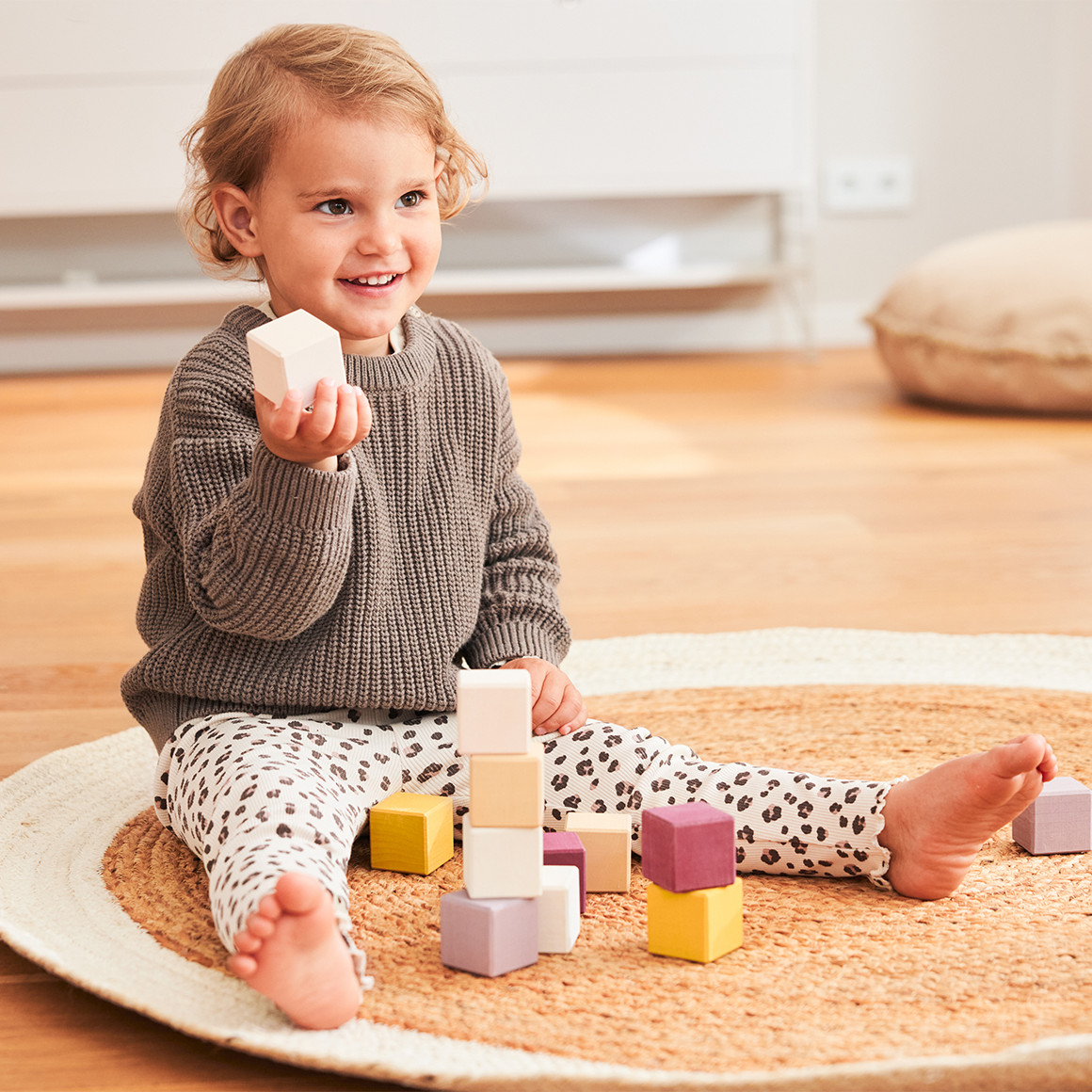 Baby Strickpullover mit Rippstruktur