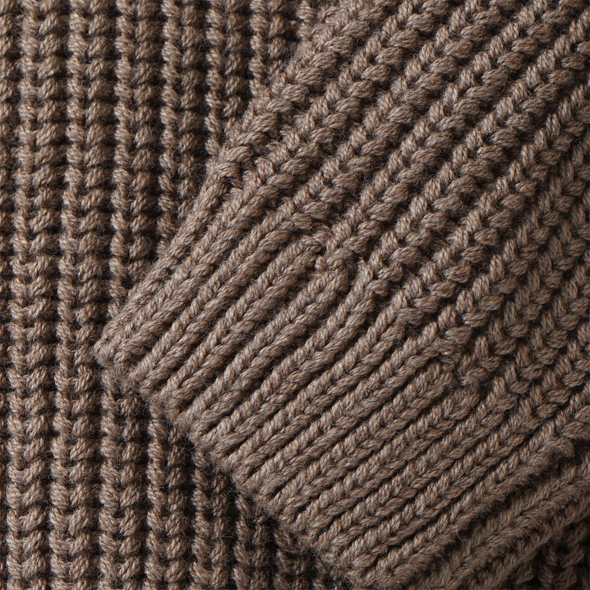 Newborn Strickpullover mit Rippstruktur