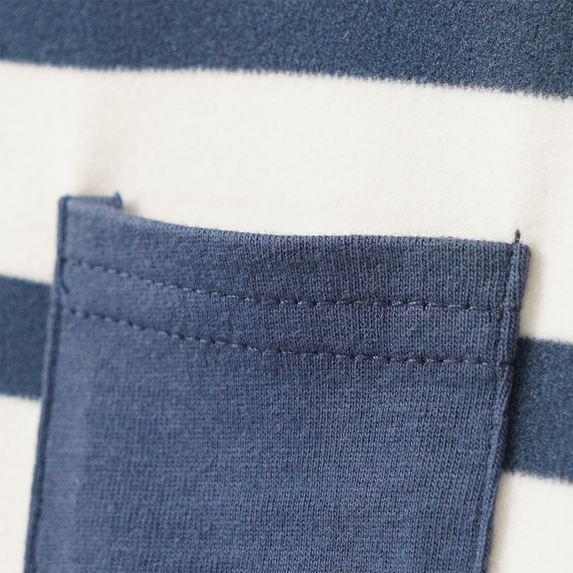 Jungen Langarmshirt im Ringel-Look