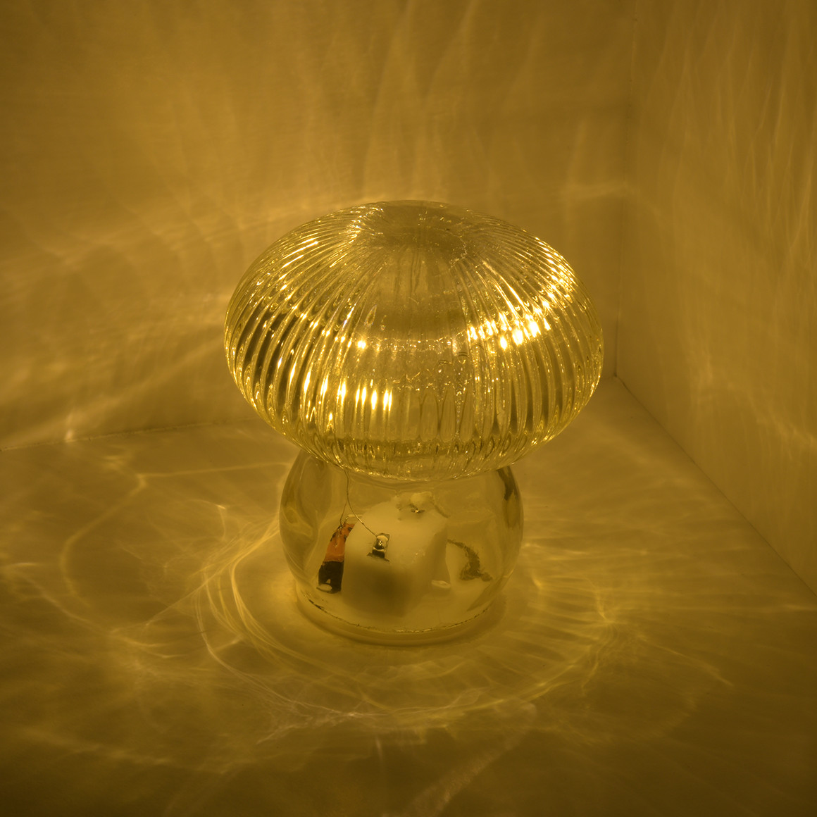 LED-Leuchte im Pilz-Design