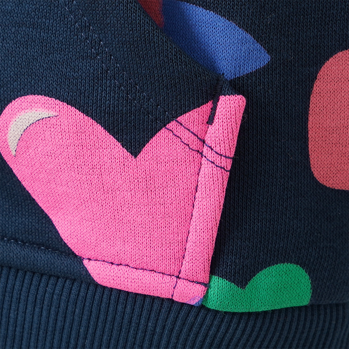 Mädchen Hoodie mit Allover-Print
