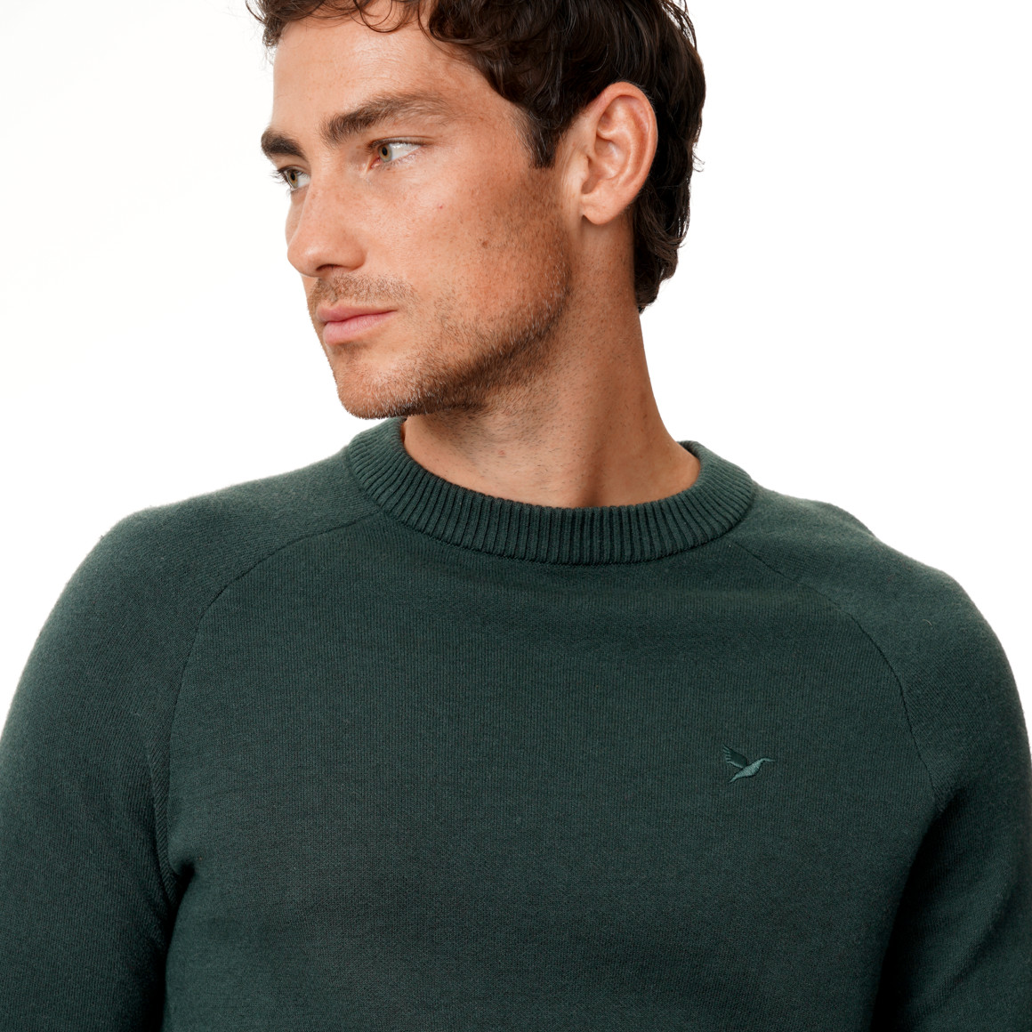 Herren Strickpullover mit kleiner Stickerei
