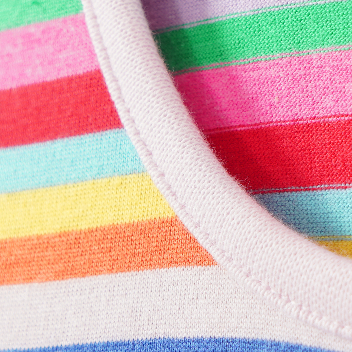Mädchen Langarmshirt mit bunten Streifen