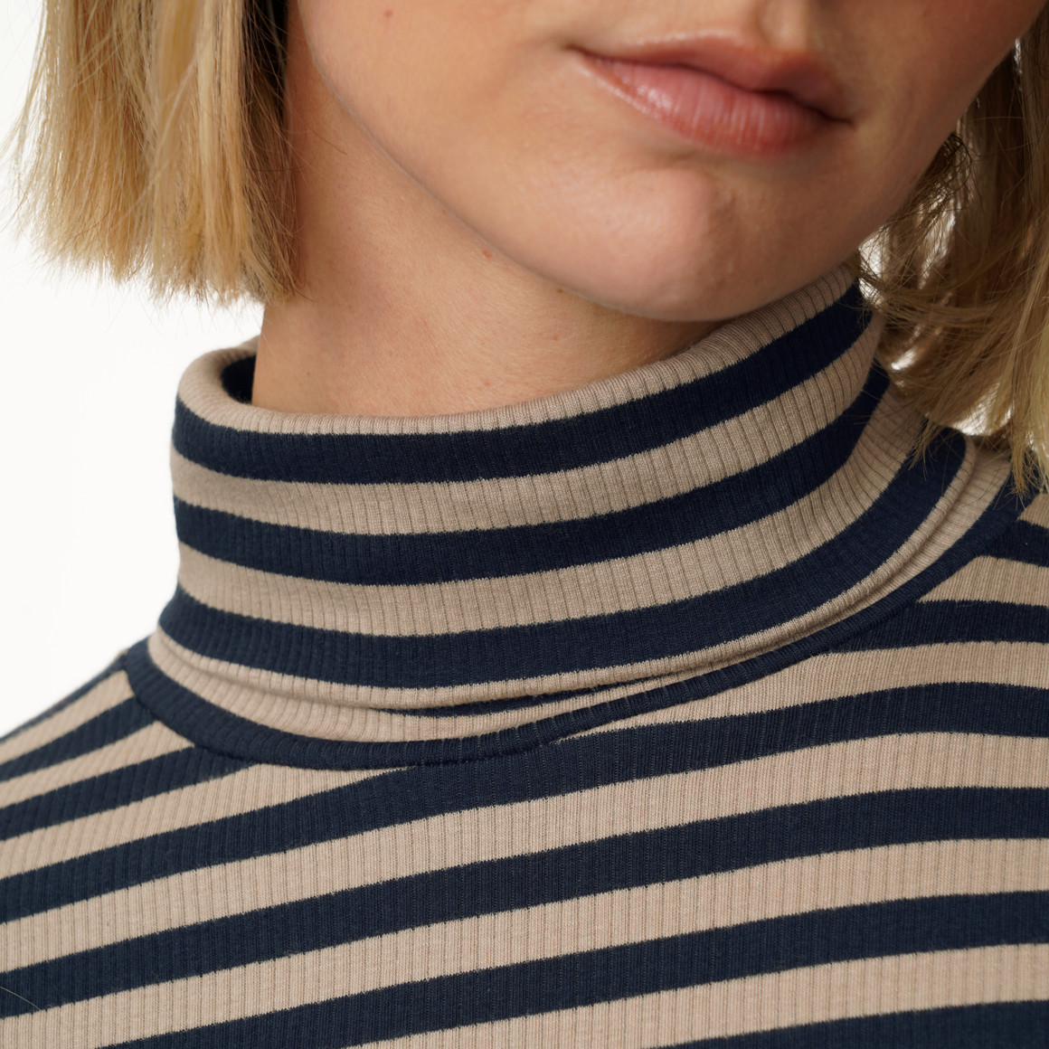 Damen Langarmshirt mit Rollkragen
