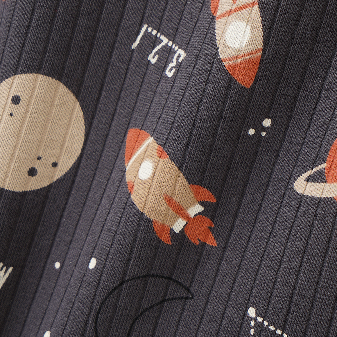 Baby Schlafanzug mit Weltraum-Motiven