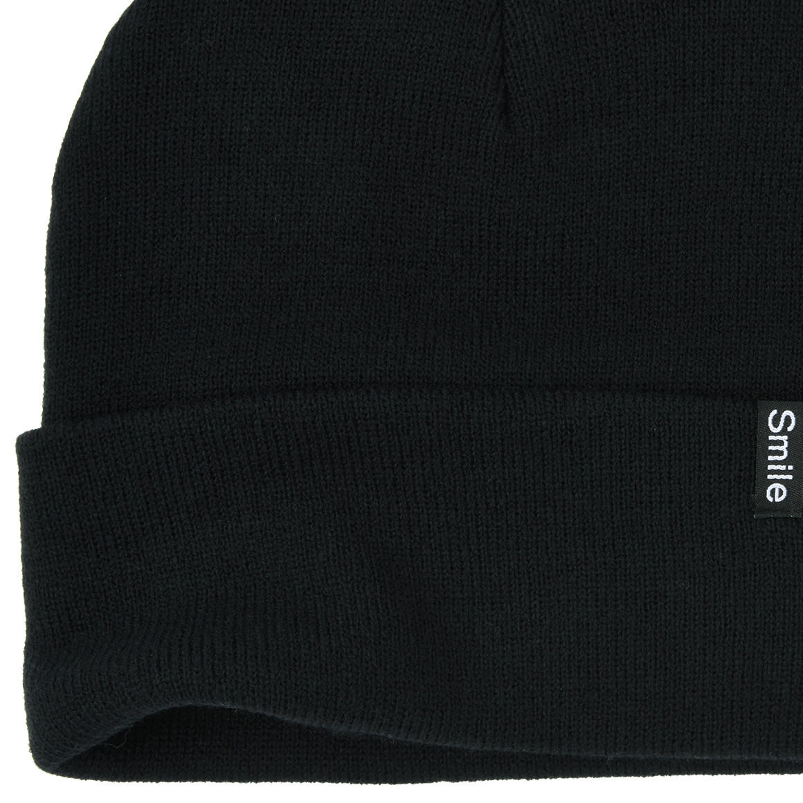Damen Strickmütze mit kleinem Aufnäher 