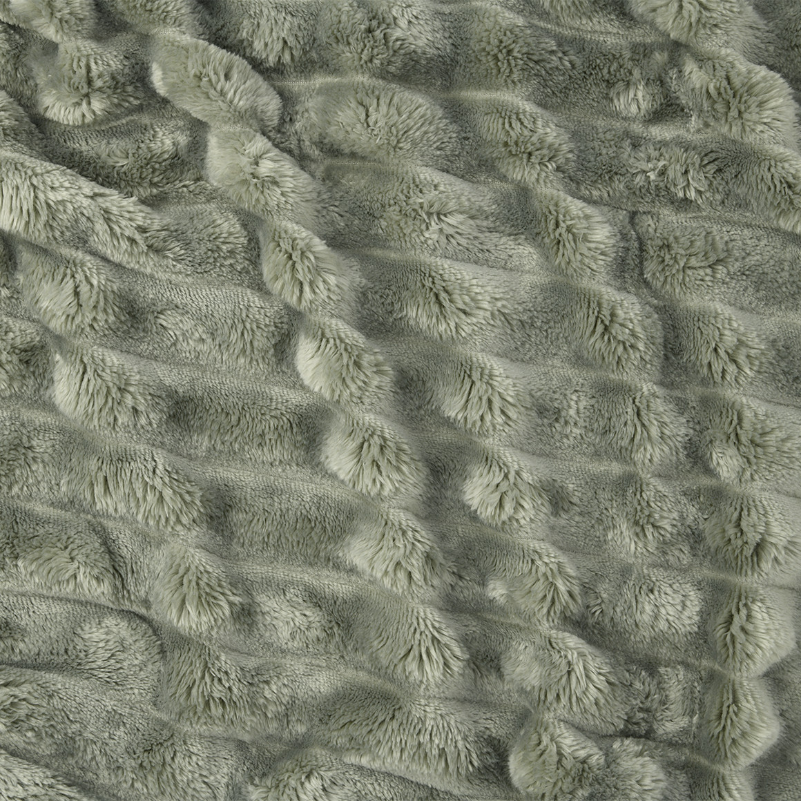 Kuscheldecke in Streifen-Optik