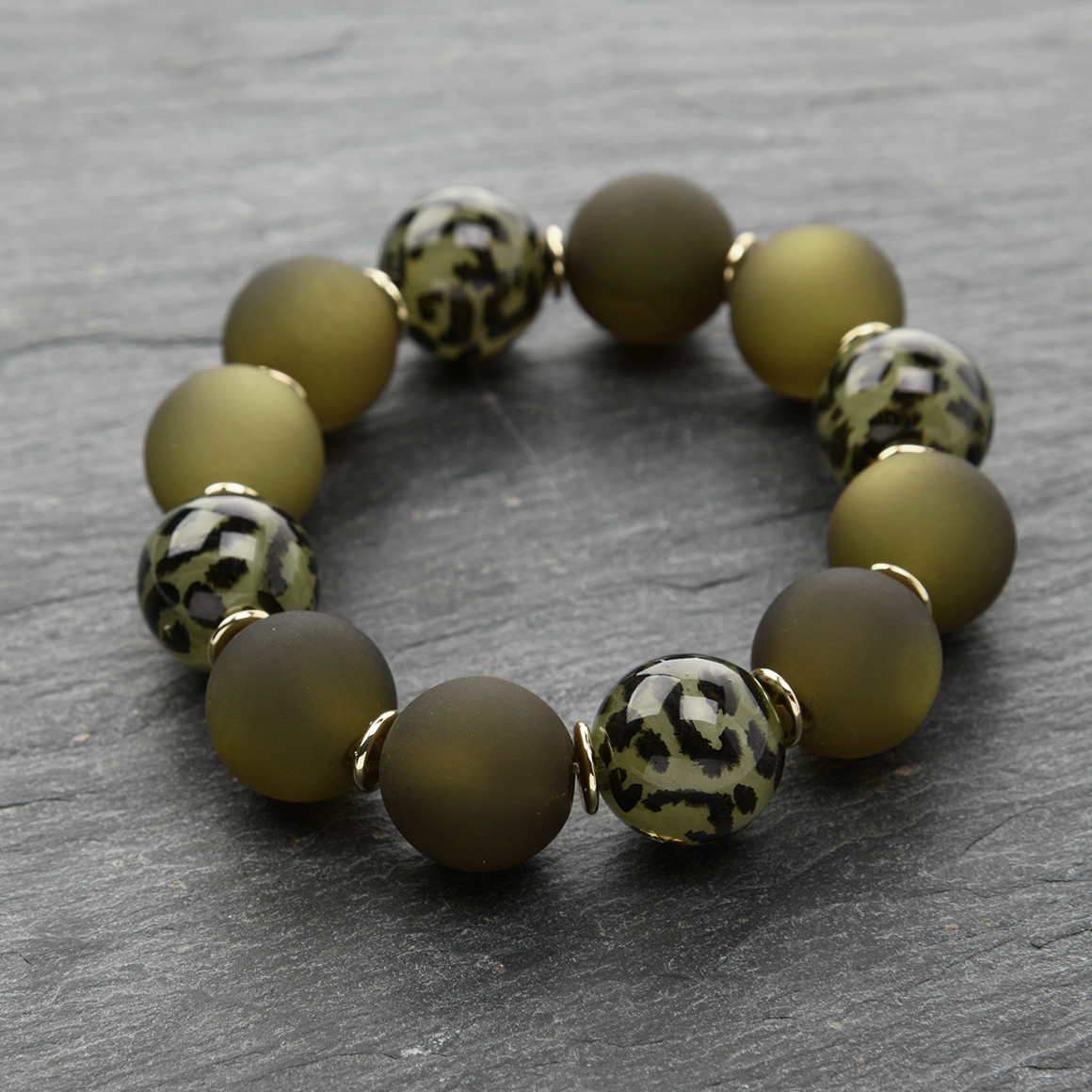 Damen Armband mit großen Perlen