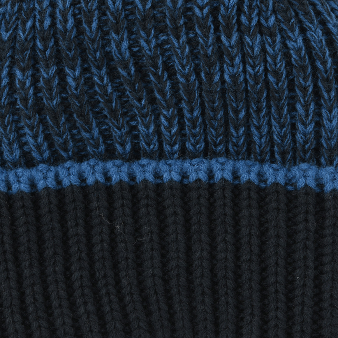 Jungen Strickmütze mit Fleecefutter